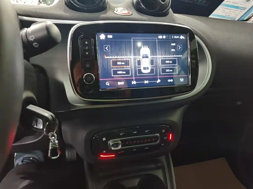 smart fortwo 2019 2019 0.9T 66kW Hardtop Wind Edition China VI