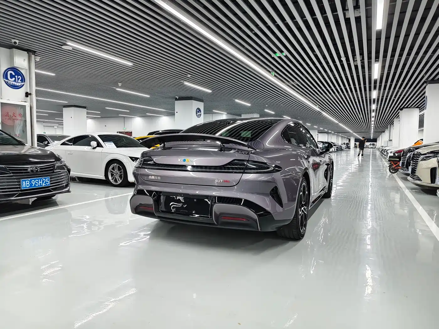 Xiaomi Auto Xiaomi SU7 2024 AWD Extended Range Advanced Smart Driving Max Edition фото 12