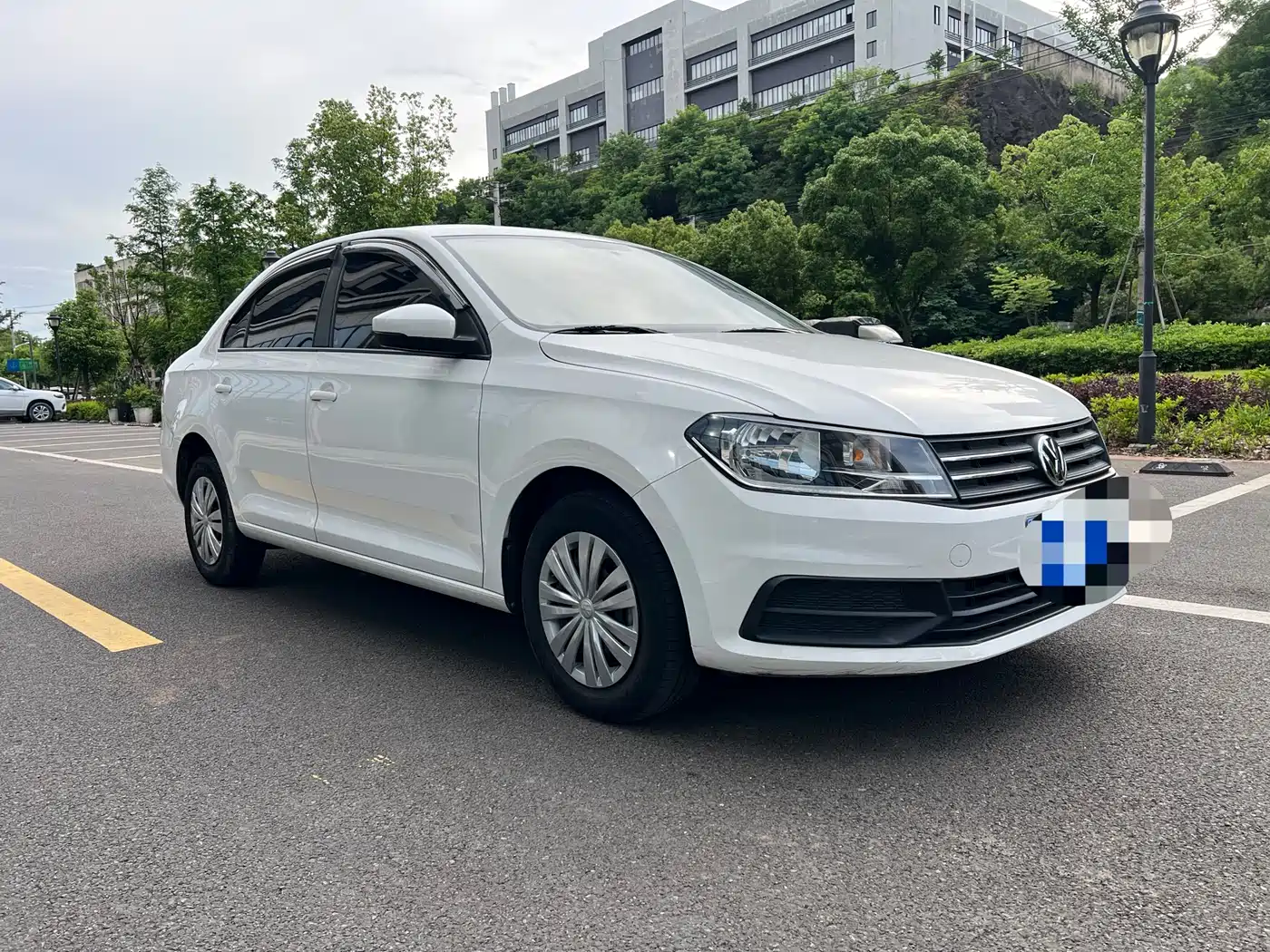 Volkswagen Santana 2021 1.5L Automatic Comfort Edition фото 3