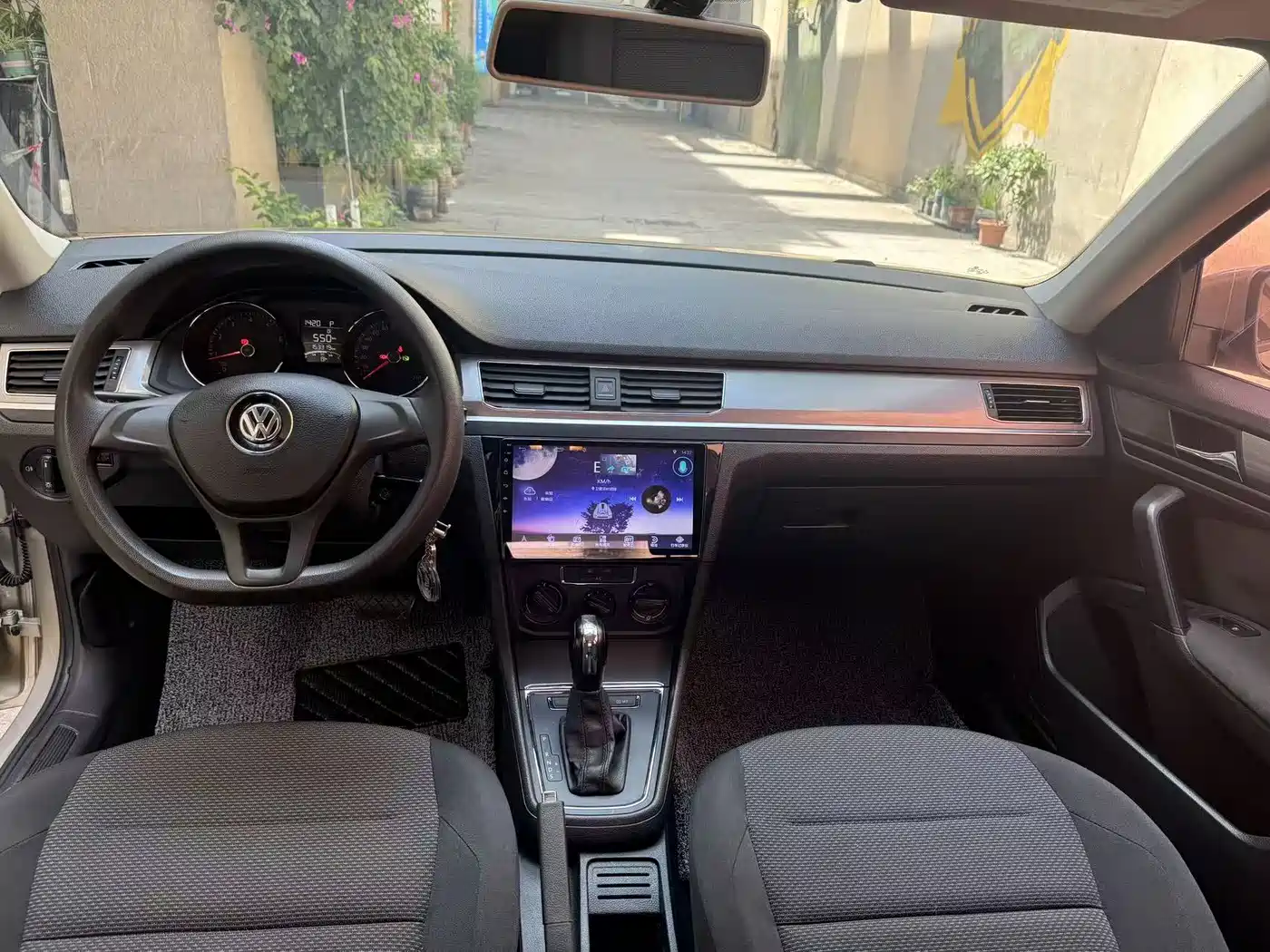 Volkswagen Bora 2018 1.5L Automatic Fashion фото 7