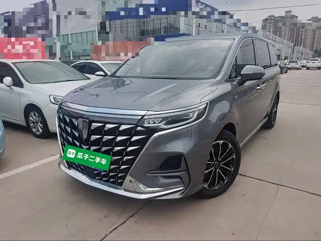 Roewe iMAX8 2024