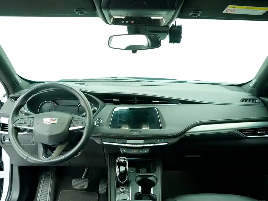 Cadillac XT4 2022 28T FWD Luxury фото 22
