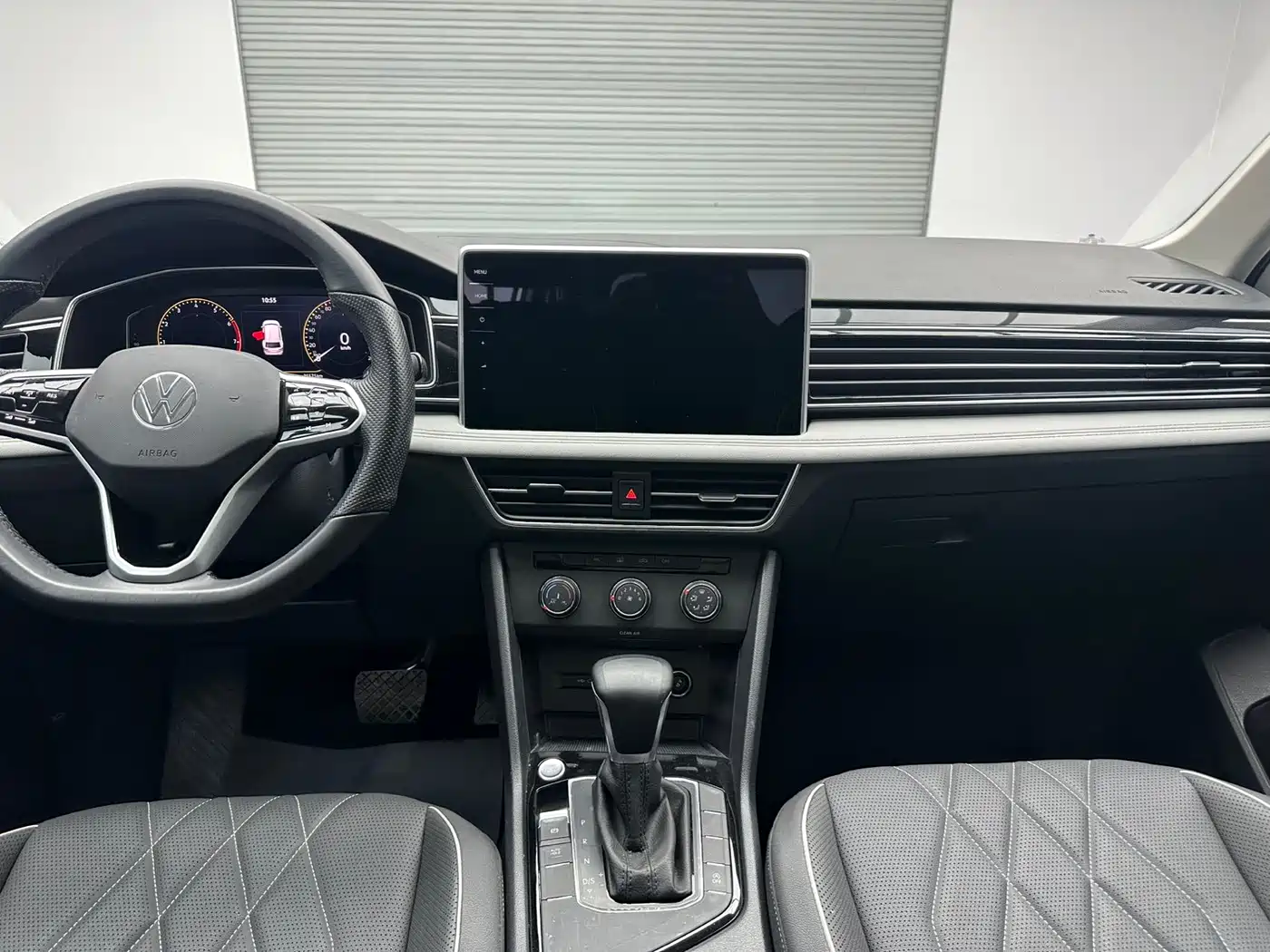 Volkswagen Tiguan L 2023 280TSI 2WD Trend Limited Edition фото 18
