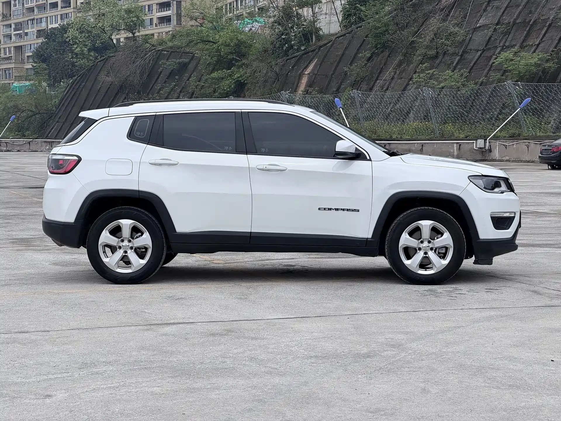 Фото 7 - Jeep Compass
