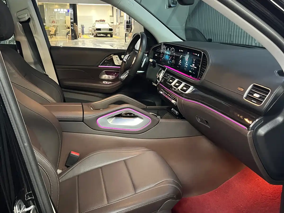 Mercedes-Benz GLS 2023 GLS 450 4MATIC Fashion Edition фото 17