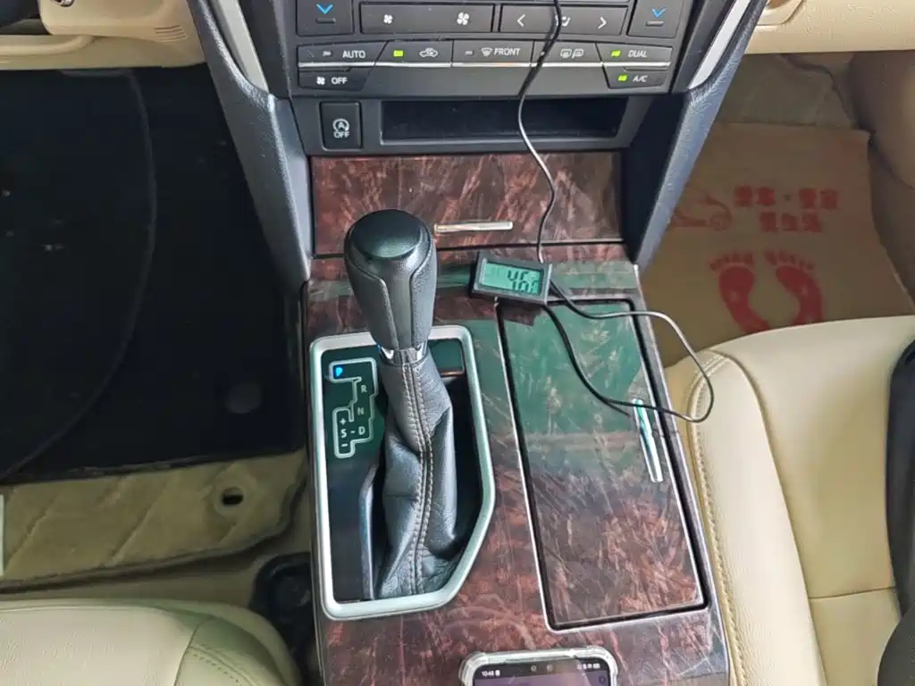 Toyota Camry 2017 2016 2.0E 10th Anniversary Elite Edition