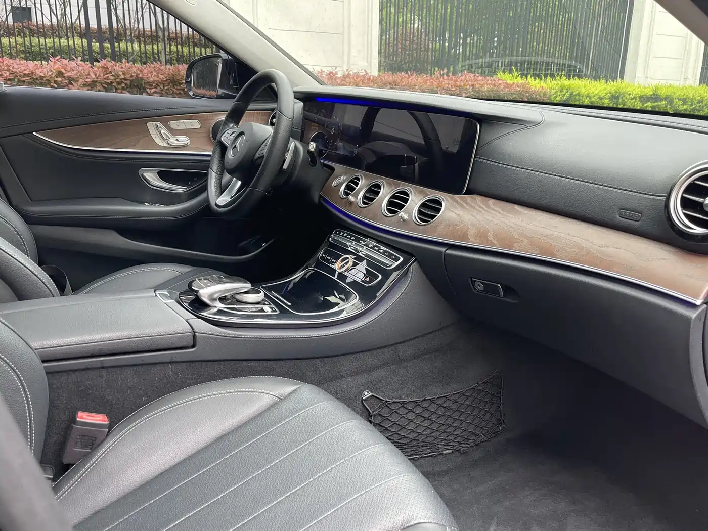 Mercedes-Benz E-Class 2016 E 300 L Fashion Type фото 12