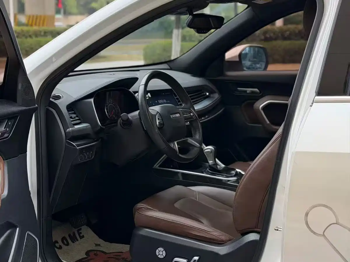 Haval H6 2017 Red Label 1.5T Automatic 2WD Smart Style фото 4