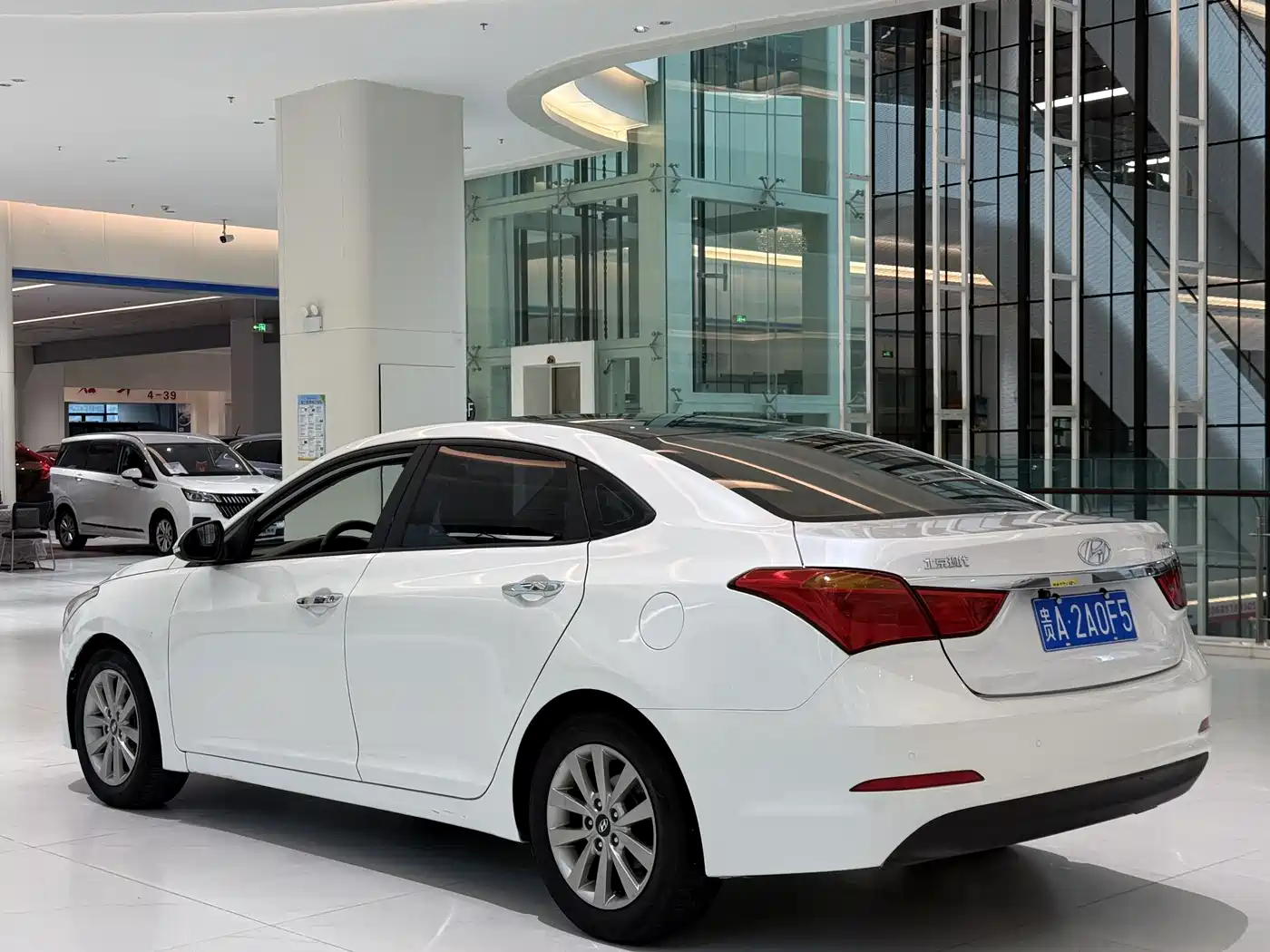Hyundai Mistra 2014 1.8L Auto Smart GLS фото 5