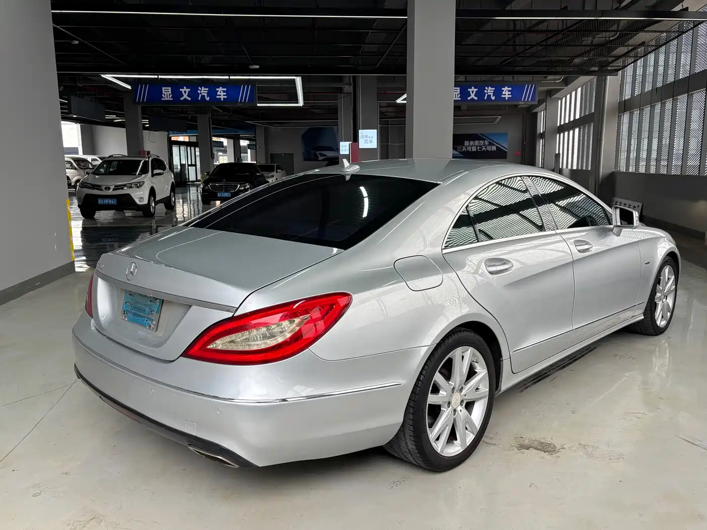 Mercedes-Benz CLS 2012 CLS 300 CGI фото 9