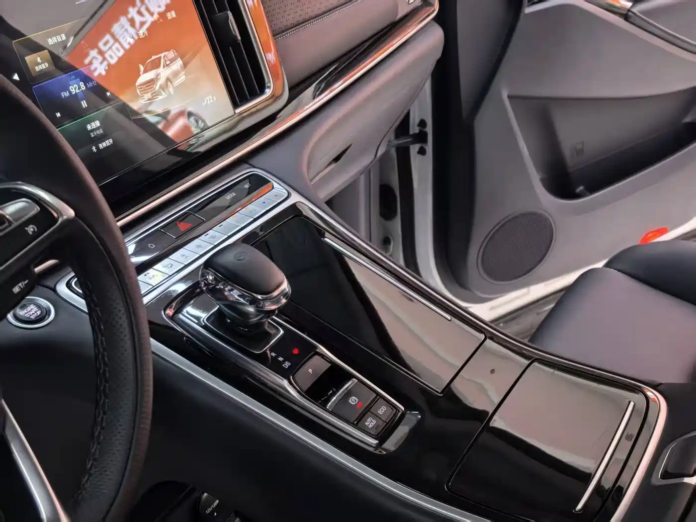 GAC Trumpchi Trumpchi M8 2021 Leading Show Series 390T Premium Edition фото 16