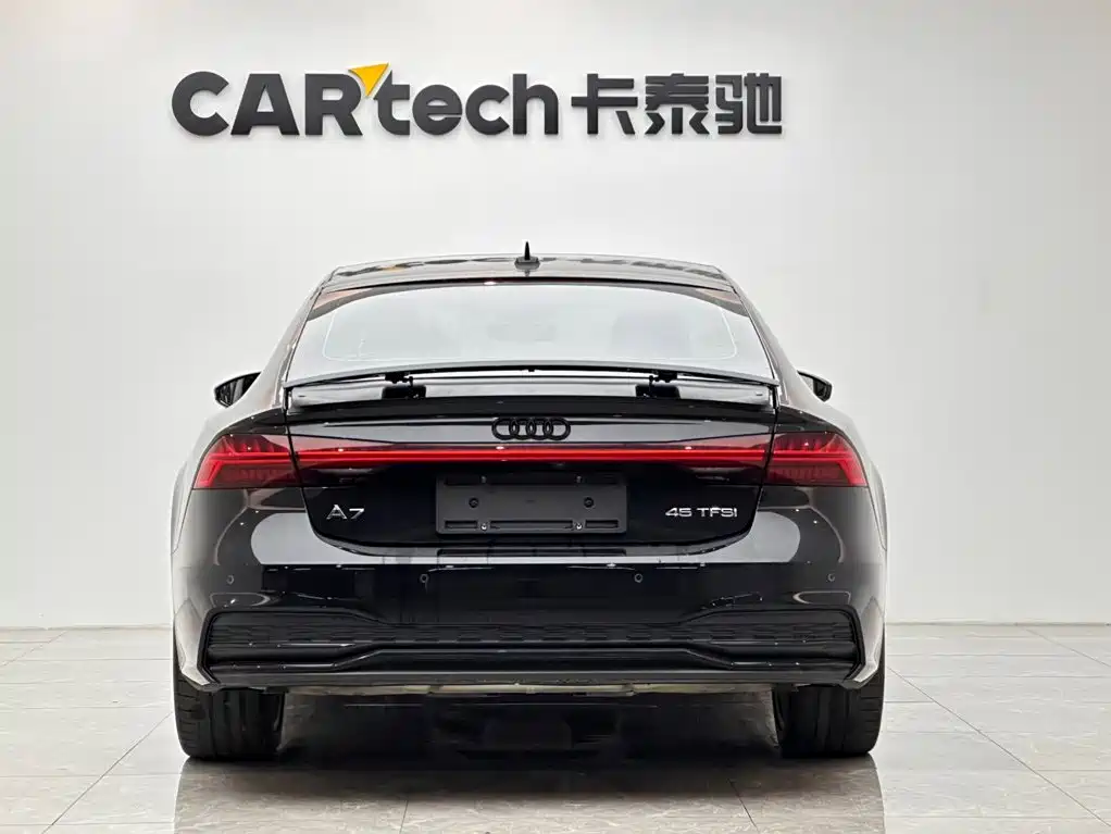 Фото 4 - Audi A7