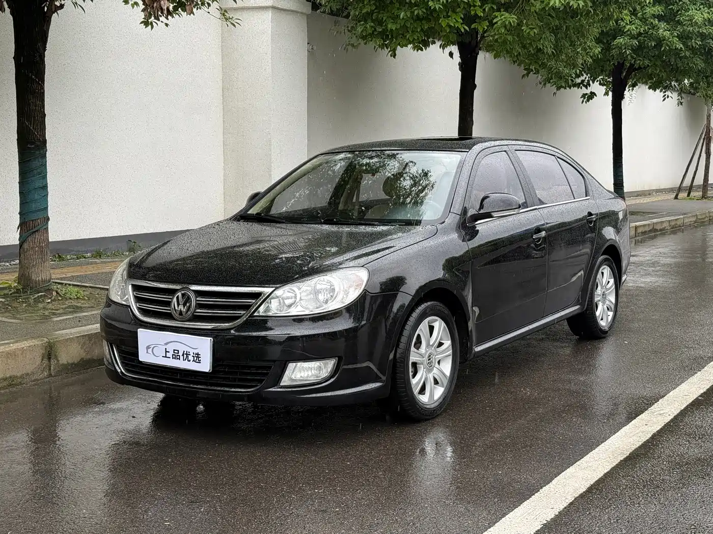 Volkswagen Lavida 2011 2011 1.6L Automatic Pinya Edition