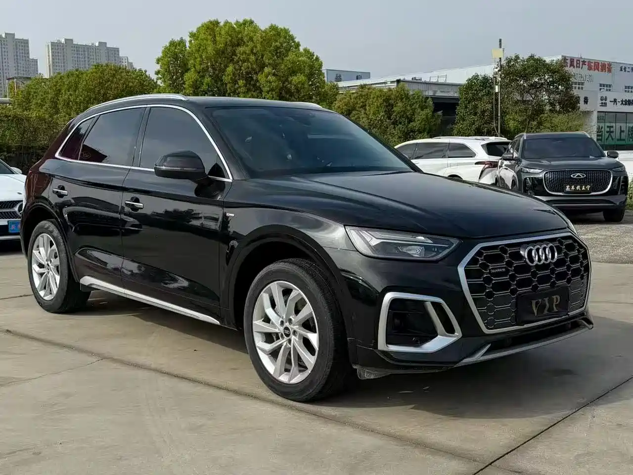 Audi Q5L 2022 40T Luxury Dynamic фото 3