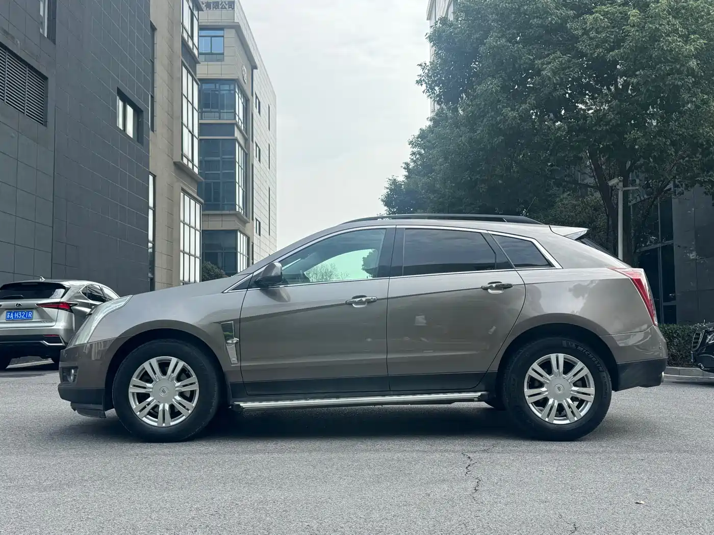Cadillac SRX 2012 3.0L Comfort фото 3