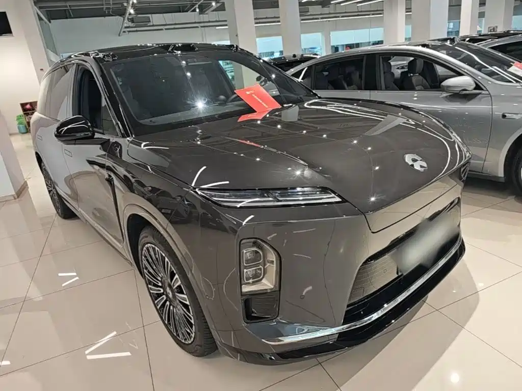 2026 NIO ES8