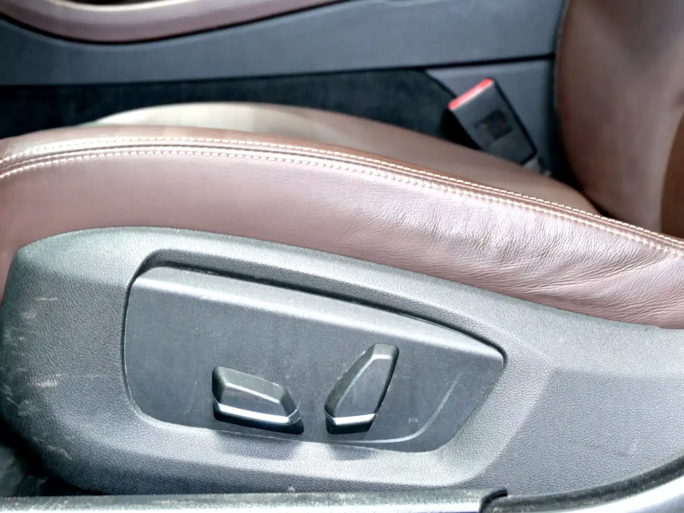 BMW 5 Series 2014 525Li Luxury Design Package фото 22