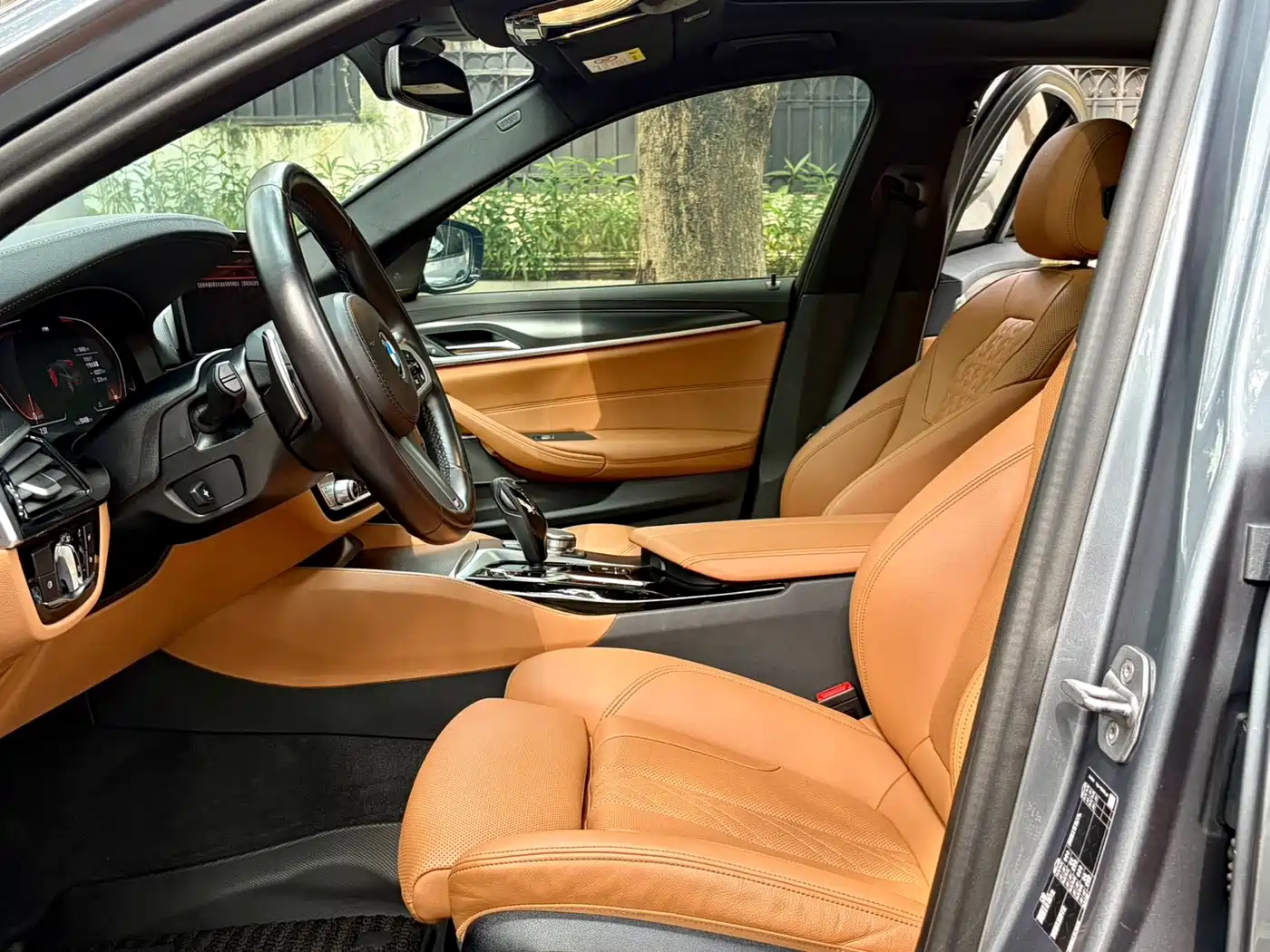 BMW 5 Series (Import) 2022 530i M Sport Package фото 6