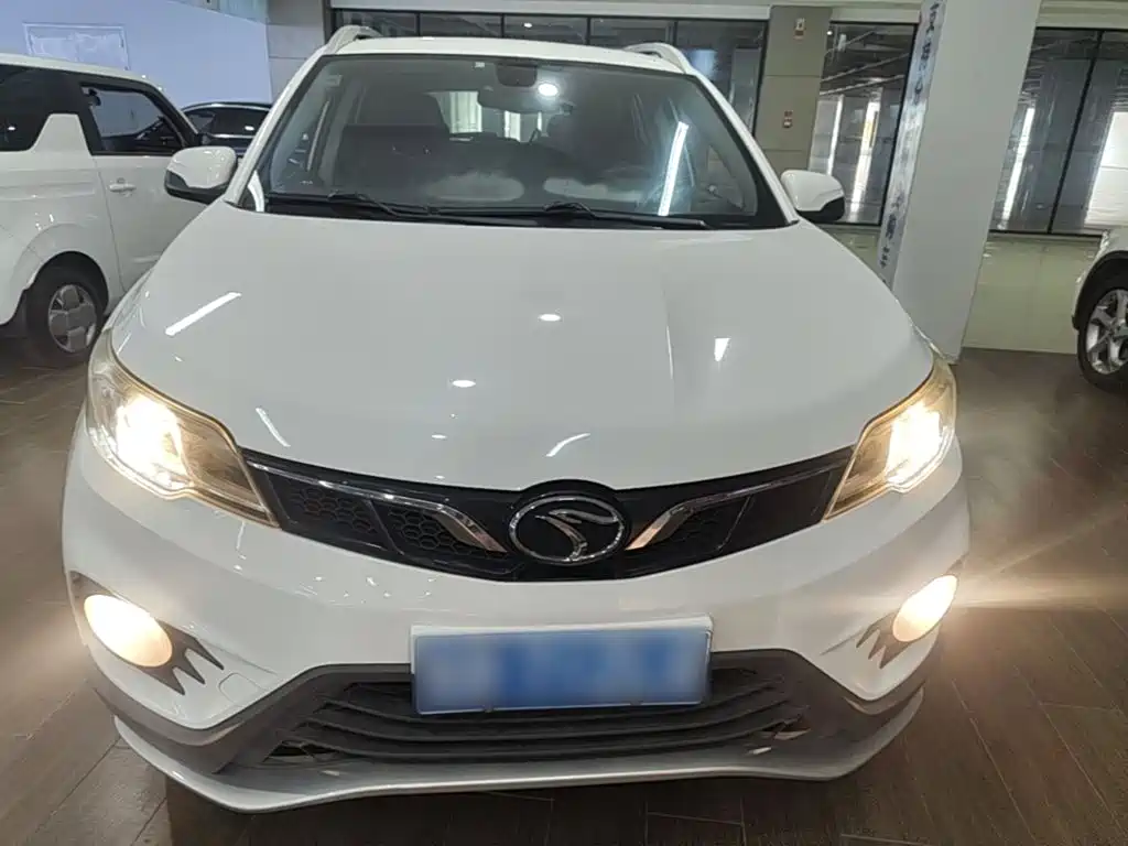 Soueast DX3 2017 2016 1.5T CVT Luxury