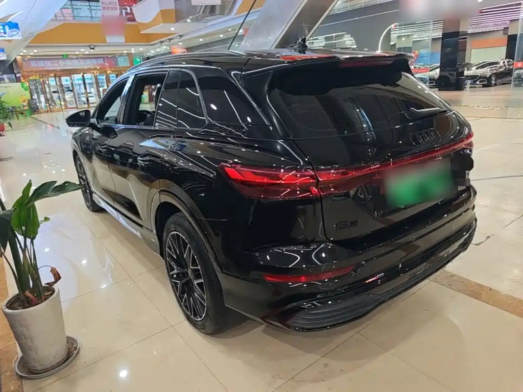 2024 Audi Q5 e-tron