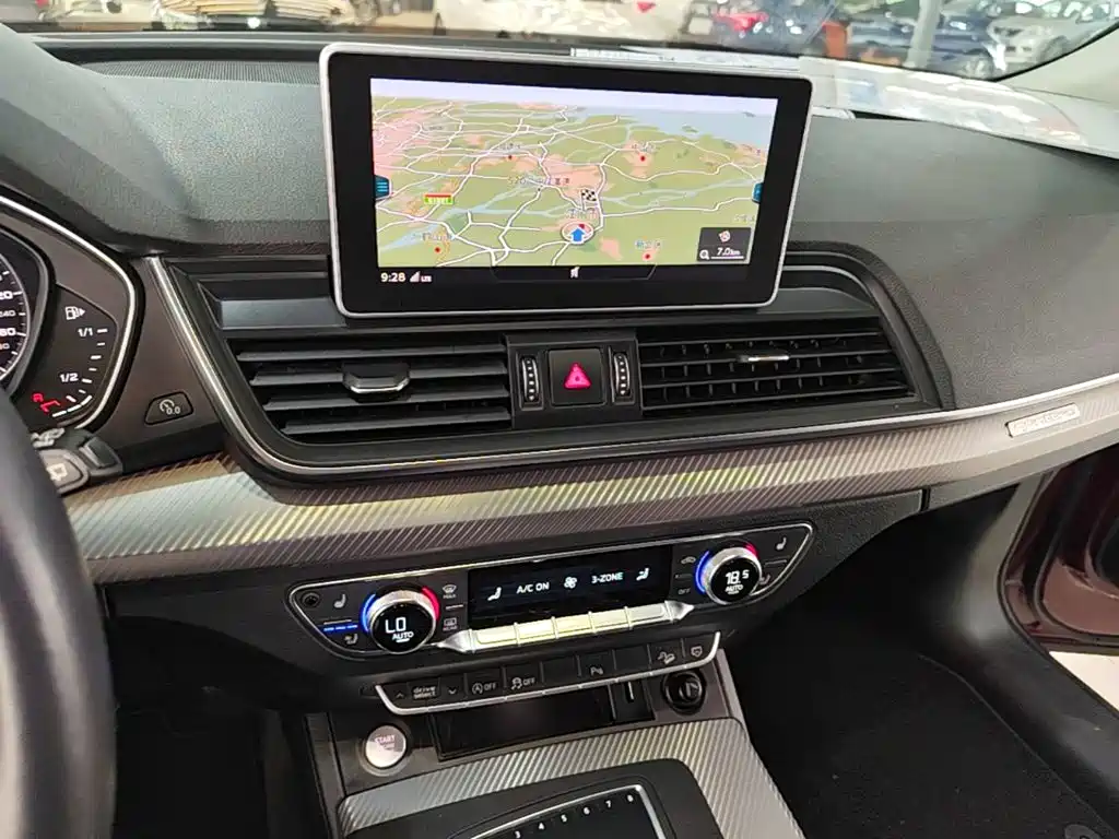 Audi Q5L 2019 2018 45 TFSI Exclusive Sport (China V)