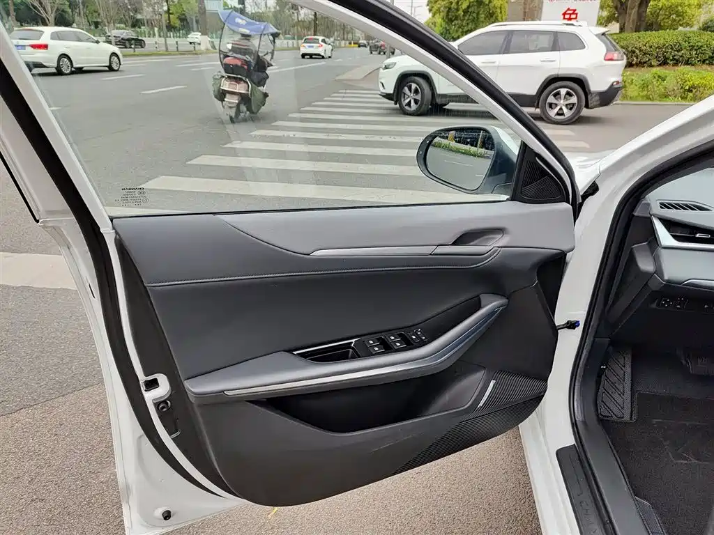 CHANGAN RUICHENG PLUS