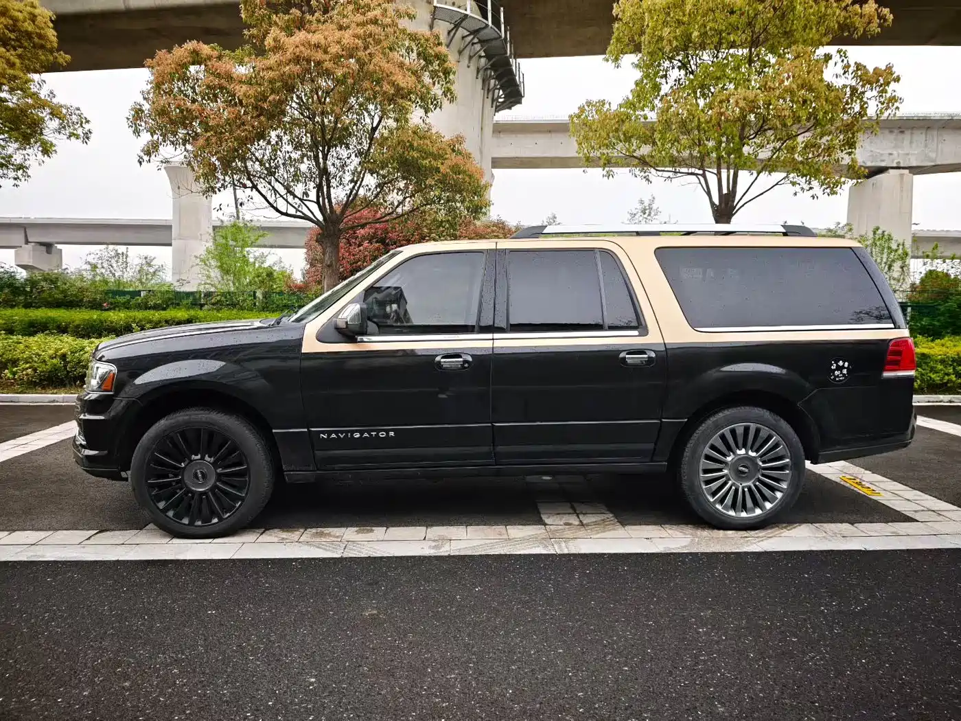 Lincoln Navigator 2016 3.5T AWD фото 6