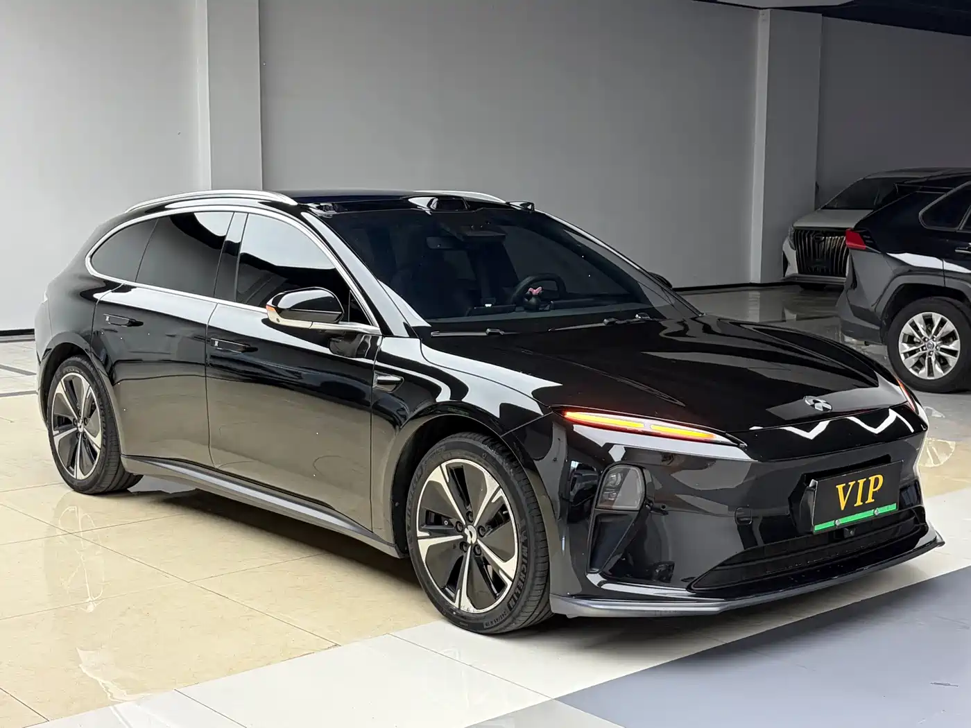 Фото 3 - NIO ET5T