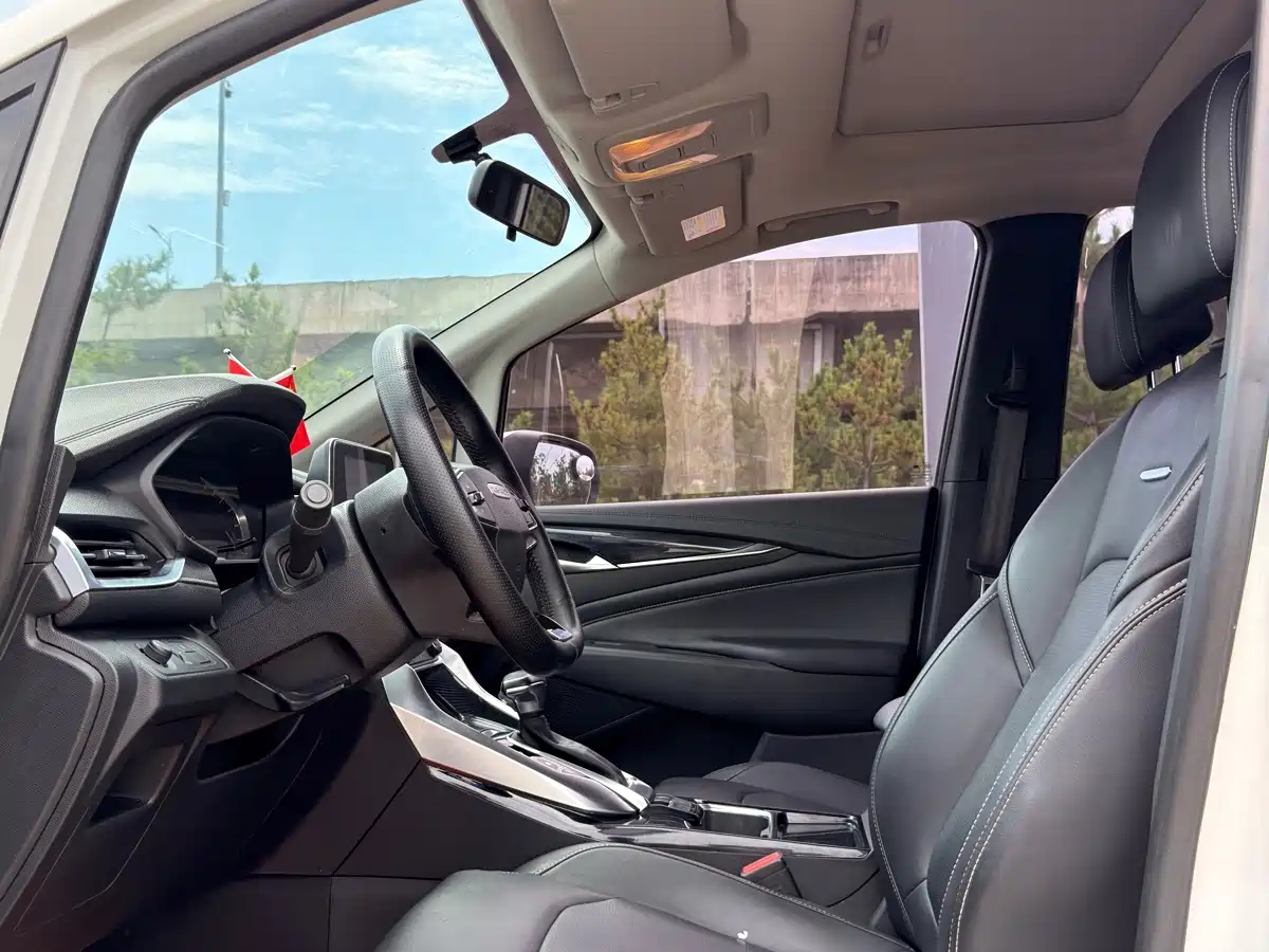 SAIC Maxus Maxus G50 2020 2020 1.5T Auto Luxury