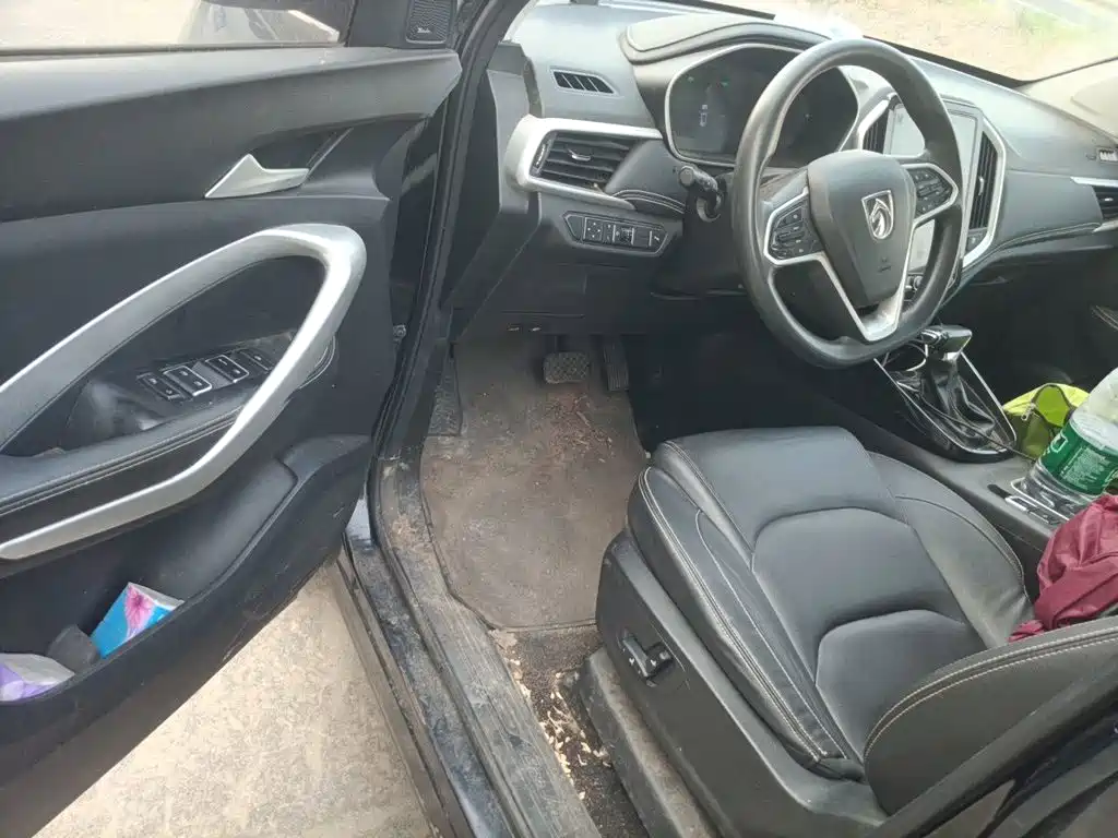 Baojun 530 2021 2020 1.5T CVT Premium Connect 5-seater