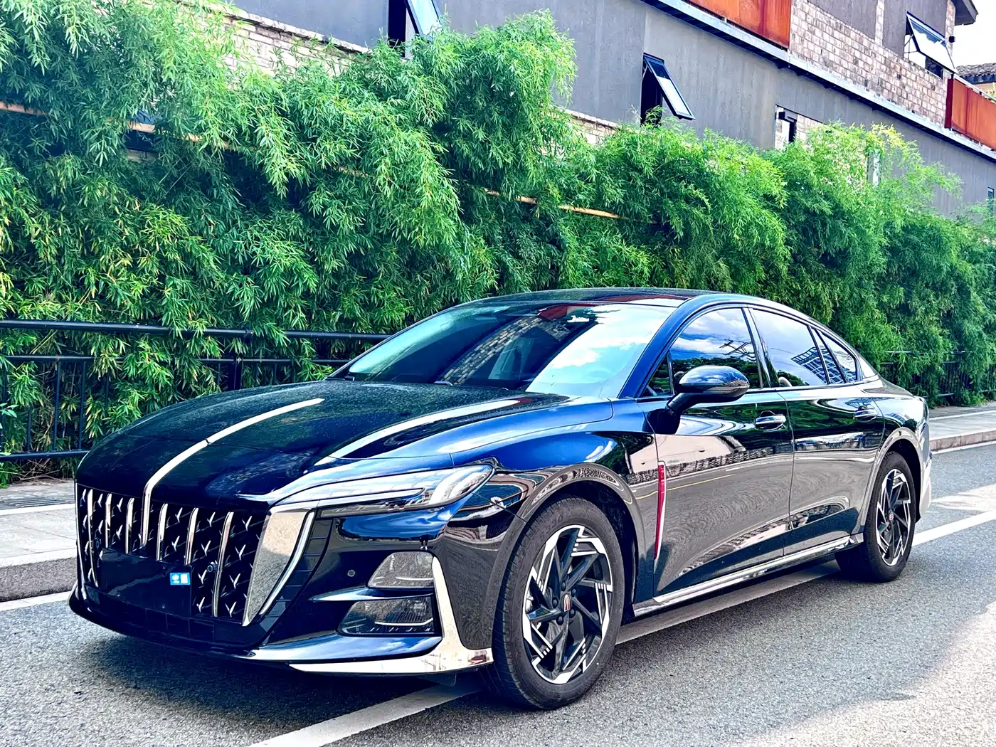 Hongqi H6 2026 2025 Model 2.0T Fashion Edition