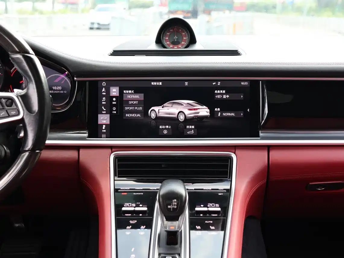 Porsche Panamera 2019 Panamera 2.9T фото 12