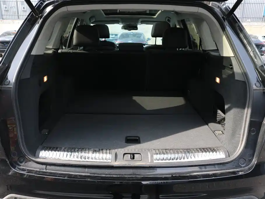 Hongqi HS7 2021 2.0T DCT FWD Smart Connect Qi Chang Edition фото 13