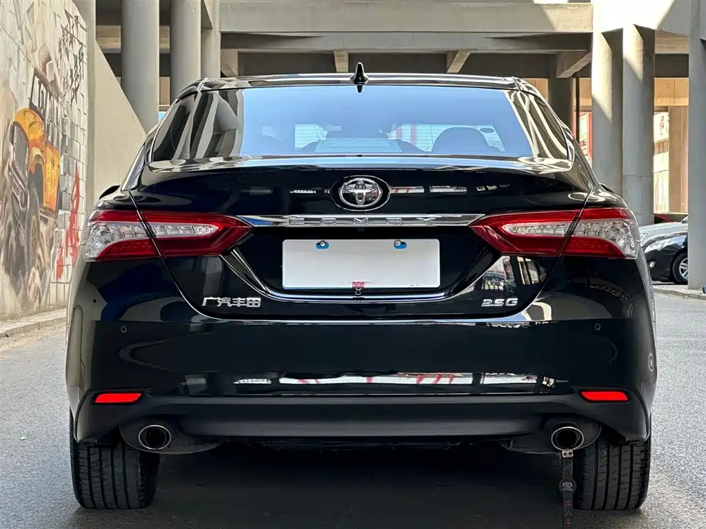 Toyota Camry 2021 2.5G Luxury Edition фото 4