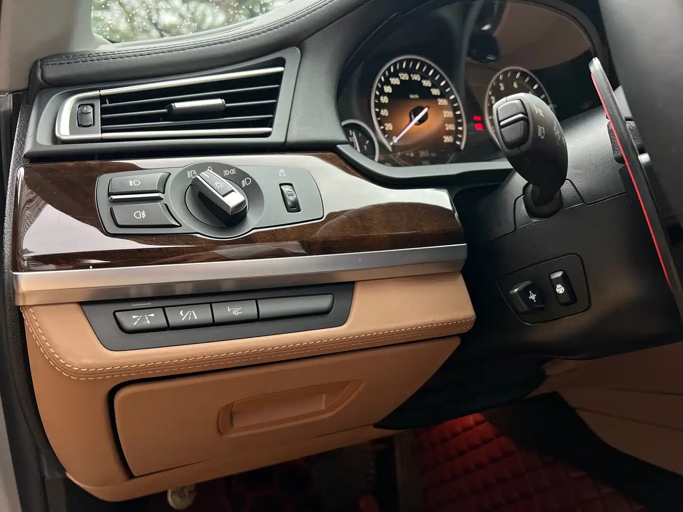 BMW 7 Series 2012 760Li 25th Anniversary Limited Edition фото 12