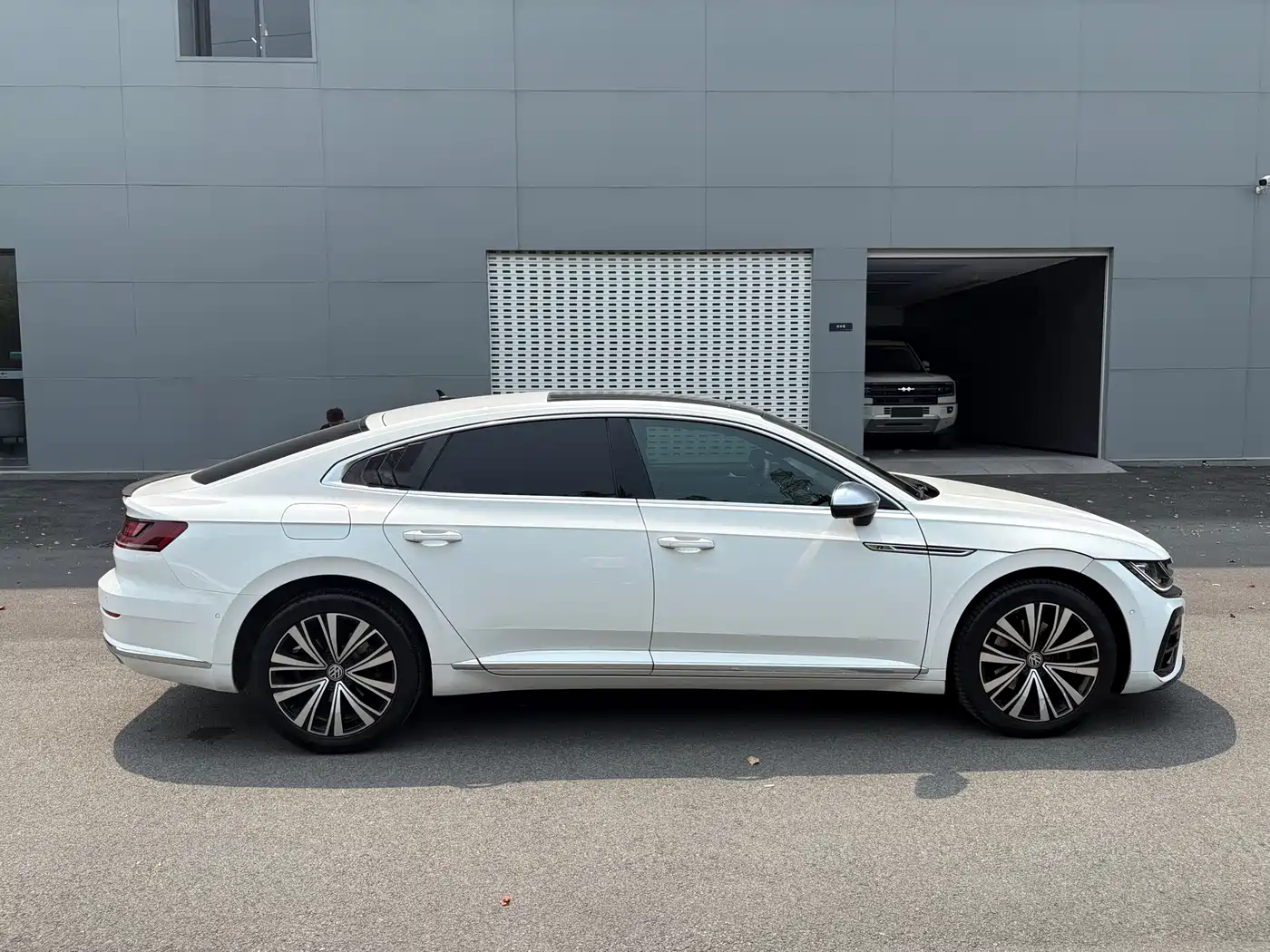 Volkswagen FAW-Volkswagen CC 2021 380TSI Eye-catching Edition фото 11