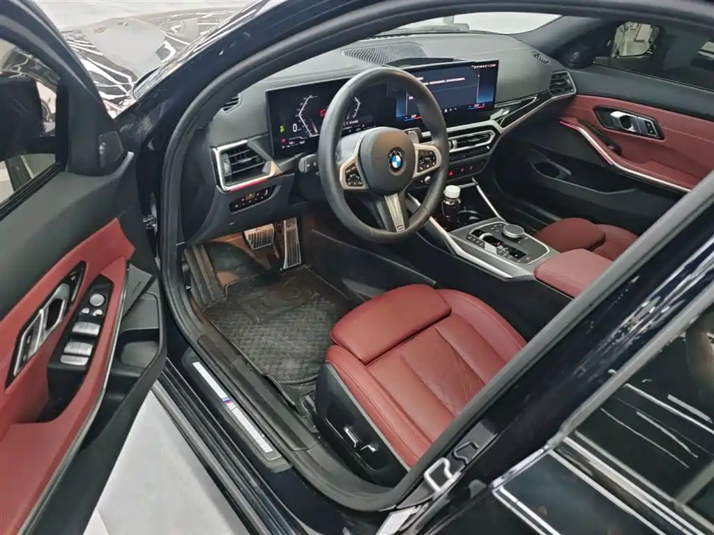BMW 3 Series 2024 325i M Sport Shadowline Package фото 16