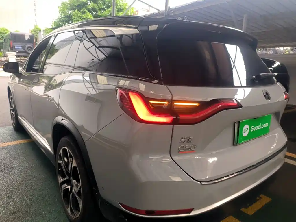 NIO ES8 2021 2020 415KM Signature Edition 6-Seater