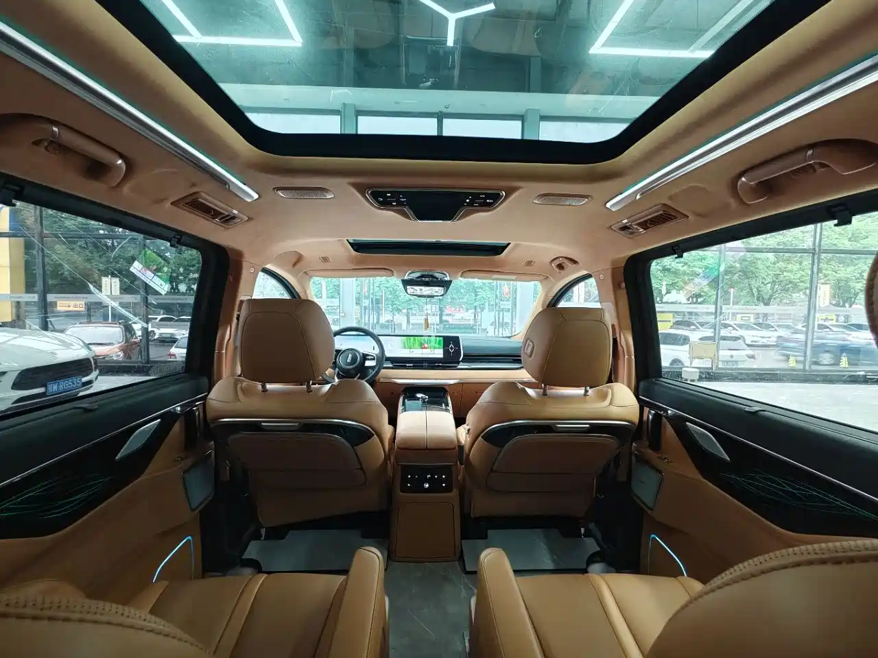 WEY Alpine 2024 2023 AWD Executive Long Wheelbase