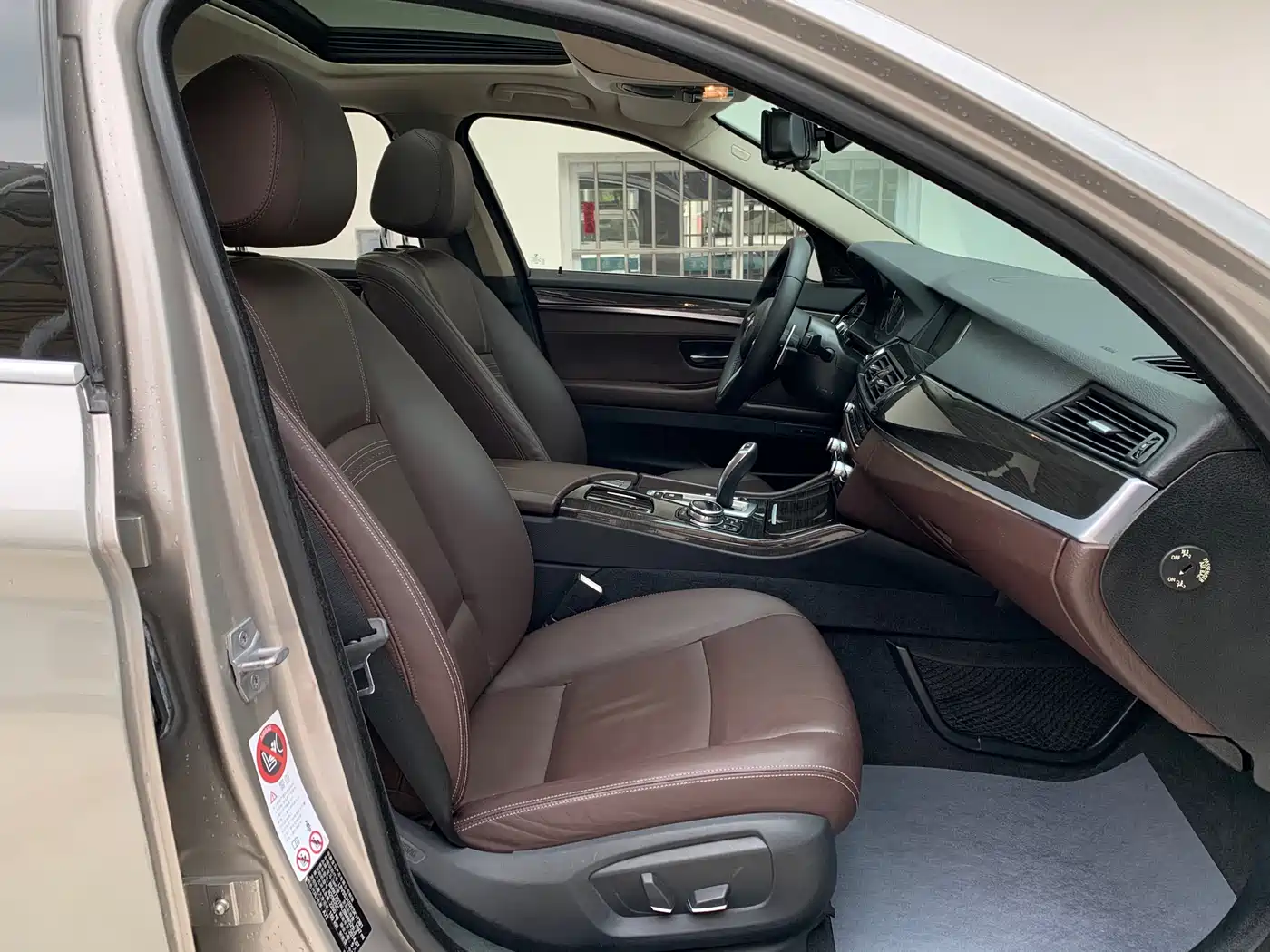 BMW 5 Series 2014 525Li Luxury Design Package фото 8