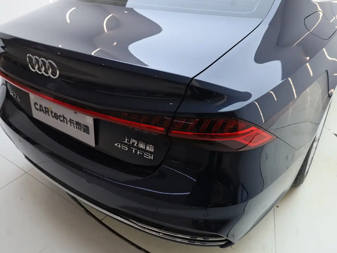 Audi A7L 2024 45TFSI S-line Dream Edition Crystal Package фото 15