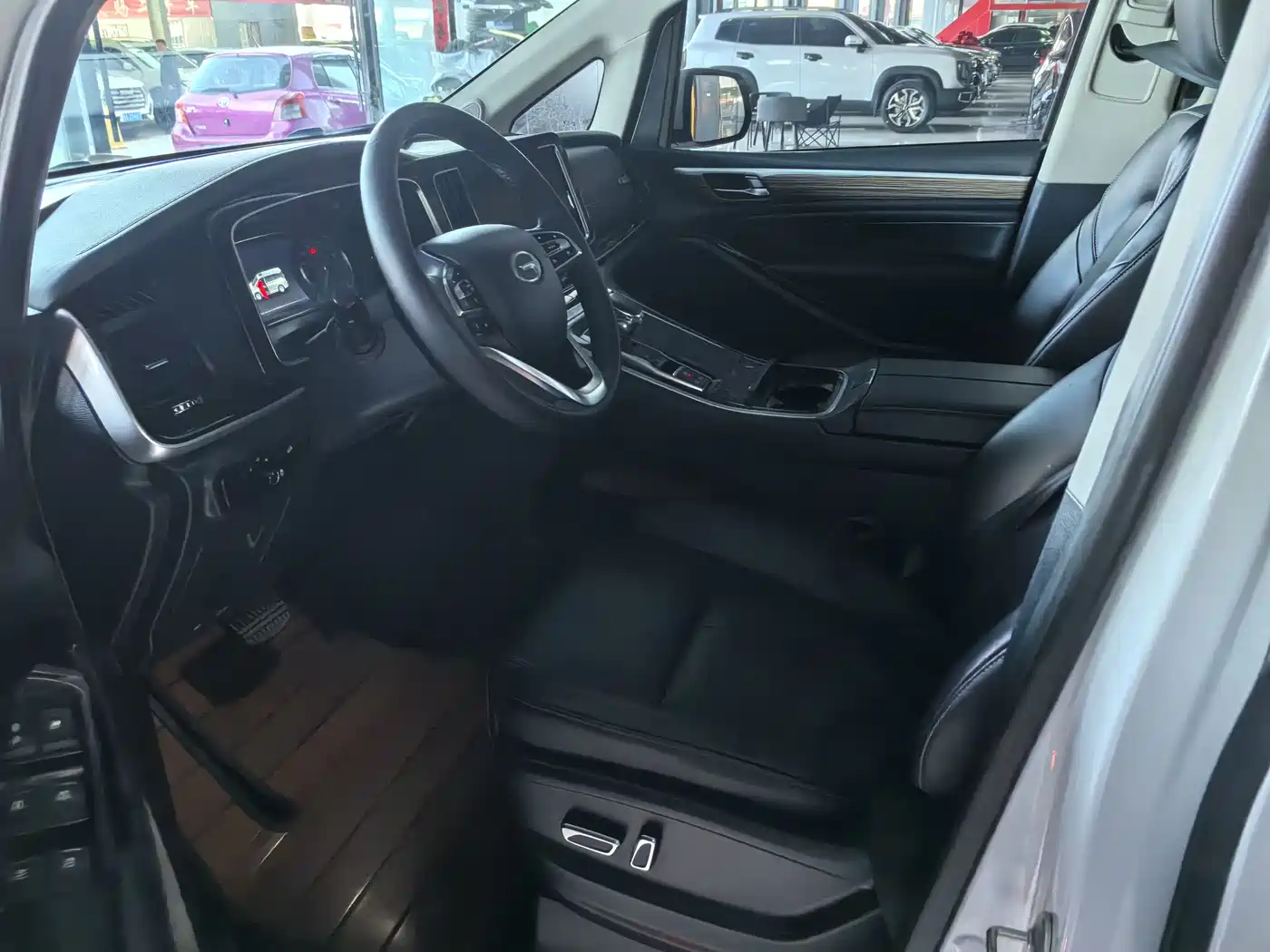  TRUMPCHI M8