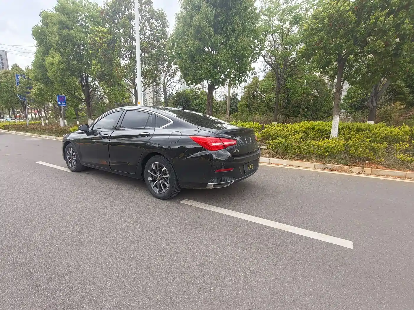 Hongqi HONGQI H5