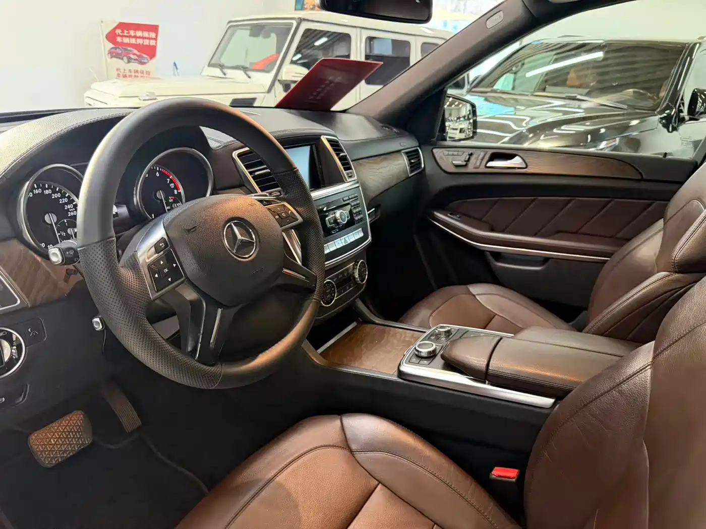 Mercedes-Benz GL-Class 2013 GL 500 4MATIC фото 5