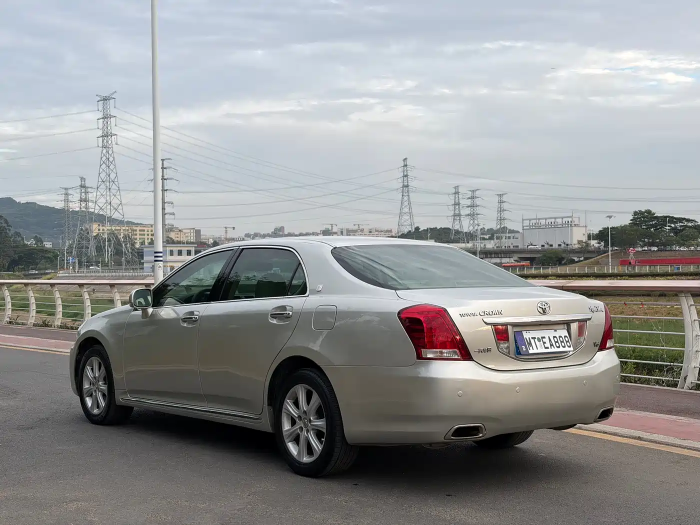 Toyota Crown 2010 3.0L Royal Saloon фото 9
