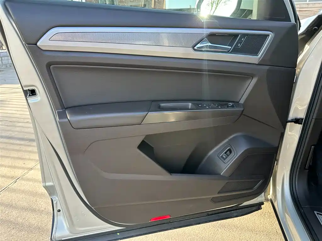 Volkswagen Teramont 2017 380TSI 4WD Luxury Edition фото 13