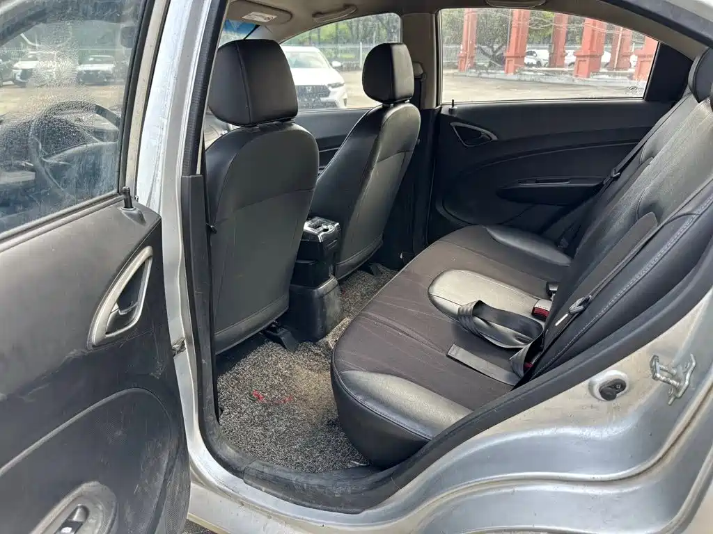 Chevrolet Sail 2014 2013 Sedan 1.4L Manual Ideal Happiness Edition