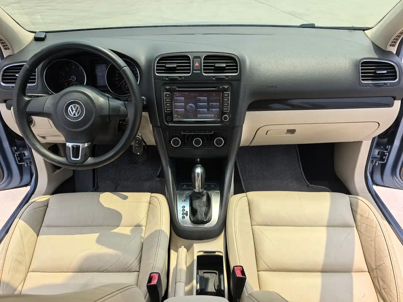 Volkswagen Golf 2011 1.4TSI Auto Luxury фото 15