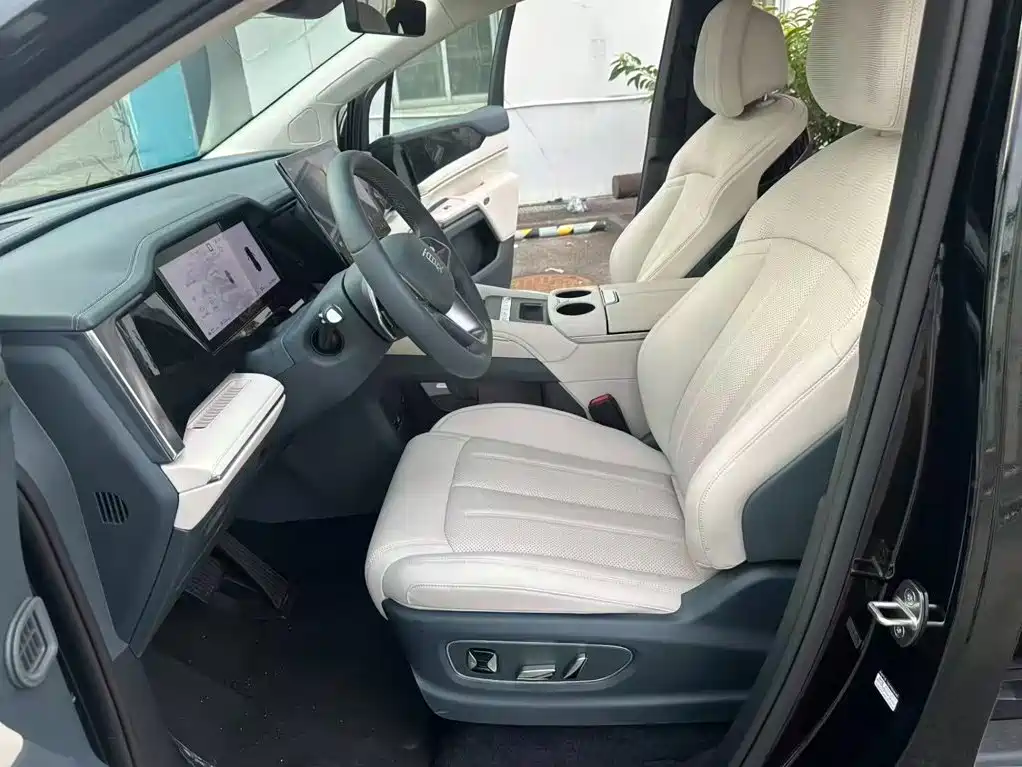 BYD Xia 2025 2026 DM-i 1.5T 218km LiDAR Edition