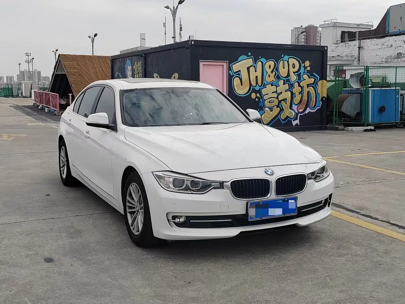 BMW 3 Series 2014 320Li Fashion фото 3
